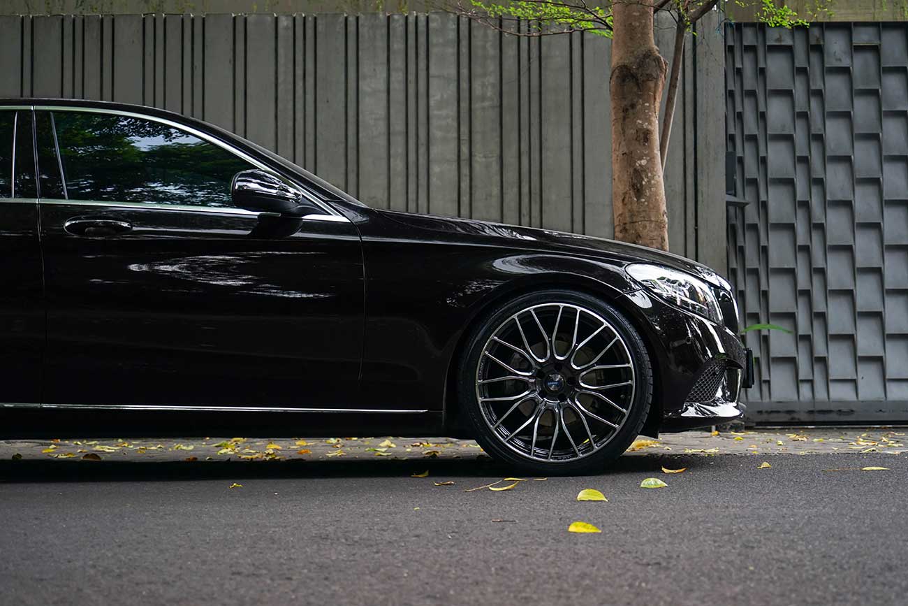 Permaisuri | Rays Gram Lights Azure 57CNA with Mercedes Benz C-Class W205