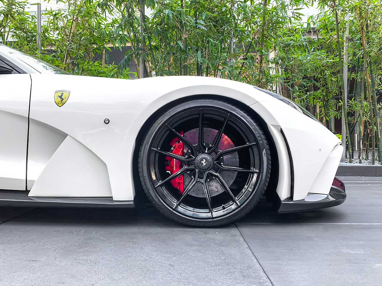 Vossen NF-9 with Ferrari 812 N-Largo