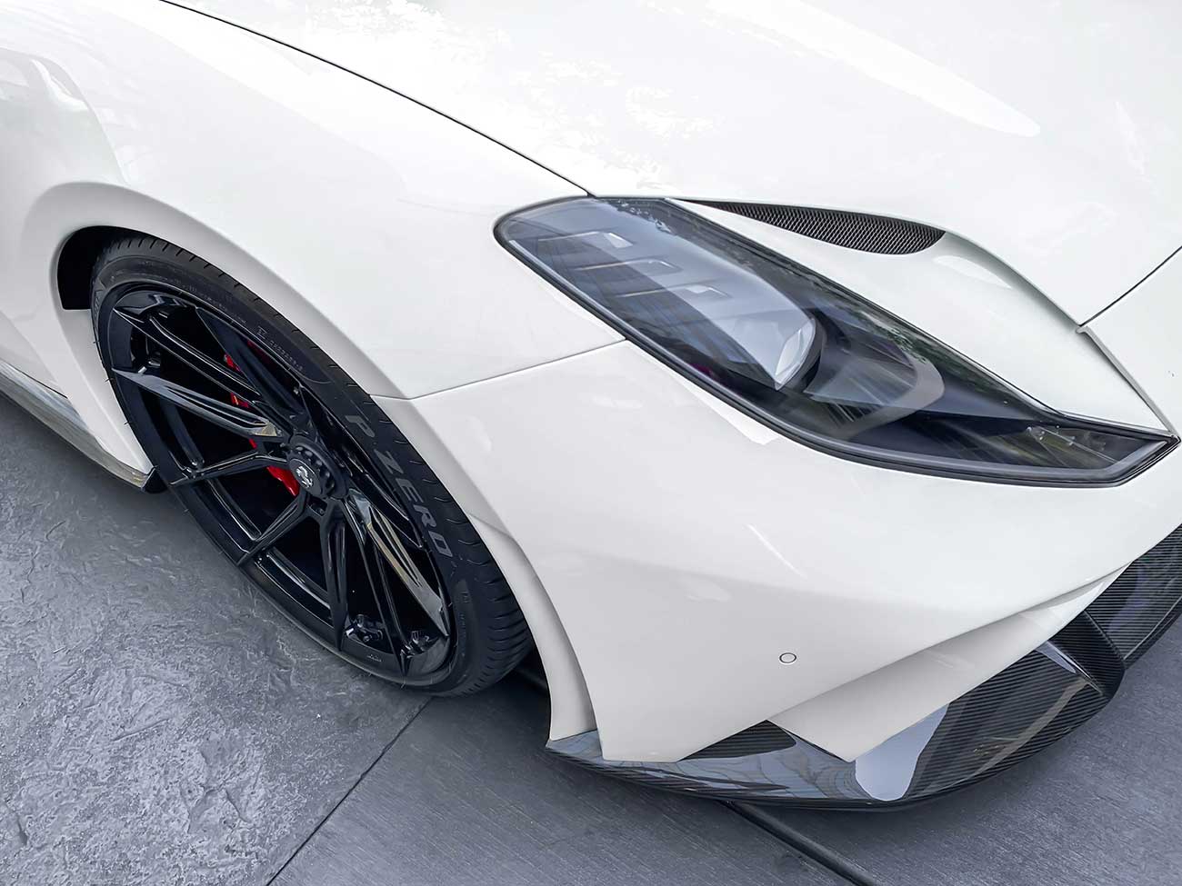Vossen NF-9 with Ferrari 812 N-Largo