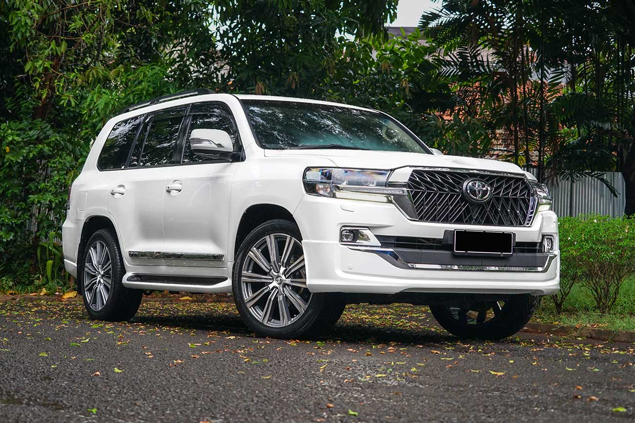 Permaisuri | RAV Style Lexus 570+Toyota Land Cruiser V8