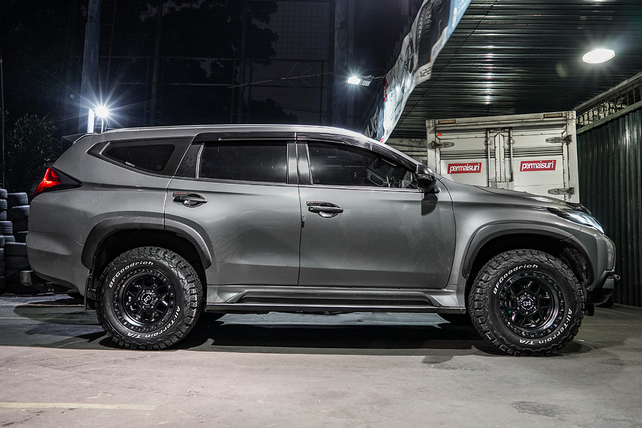 Black Rhino Kelso with Mitsubishi Pajero Sport
