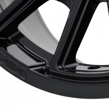Permaisuri | American Racing - Indianapolis Gloss Black 18