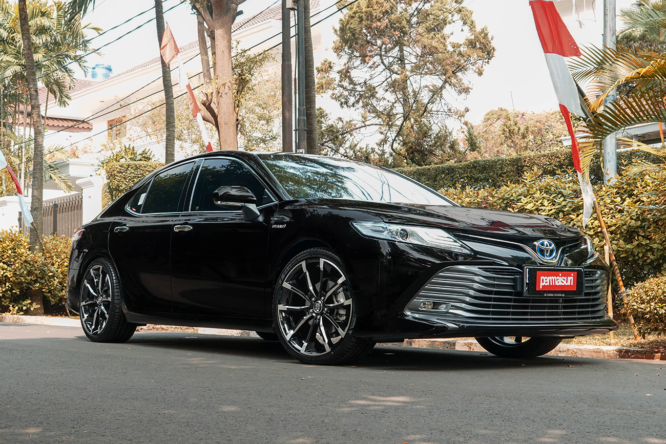 Toyota camry cross