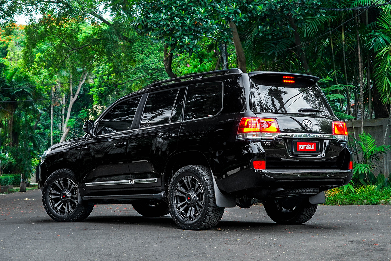 XD Series Monster 3 with Toyota Landcruiser J200