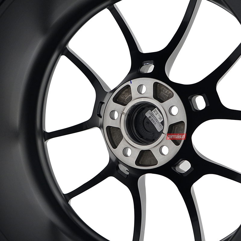 Permaisuri | Rays - G025 Formula Silver/Rim Edge DC(FD)