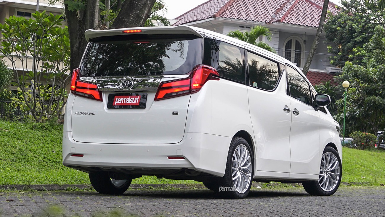 Weds Leonis MX with Toyota Alphard