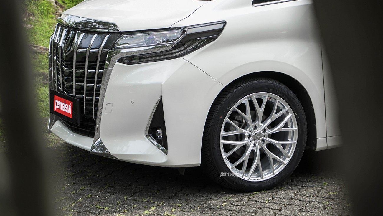 Weds Leonis MX with Toyota Alphard