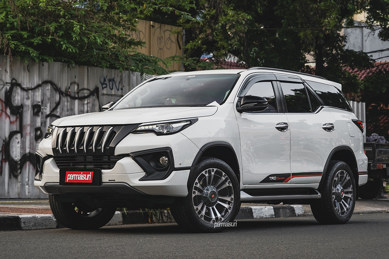 XD Series Monster 3+Toyota Fortuner