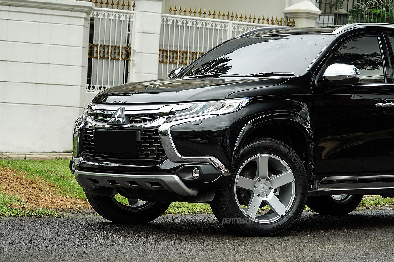 Landsail LS588 + KMC MC5 on Pajero Sport