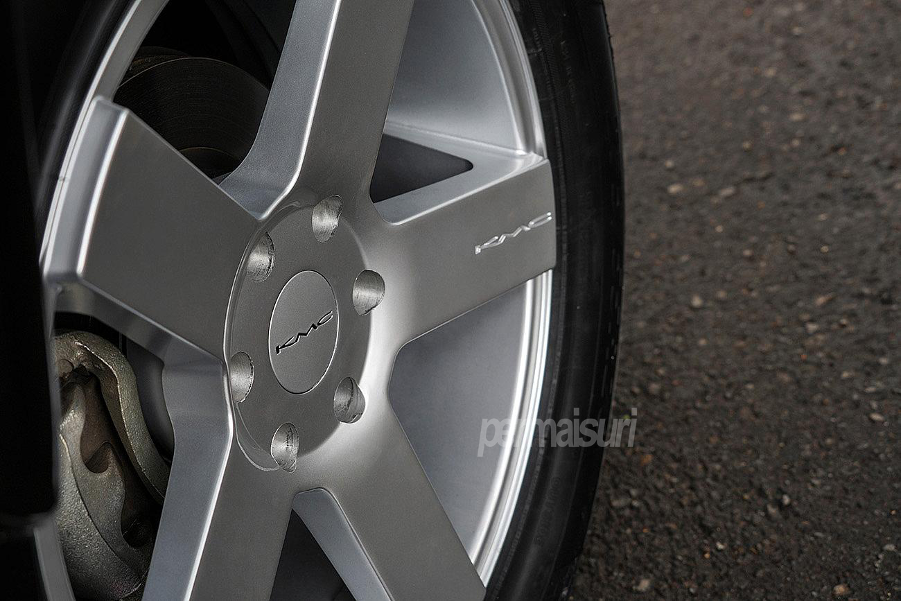 Landsail LS588 + KMC MC5 on Pajero Sport
