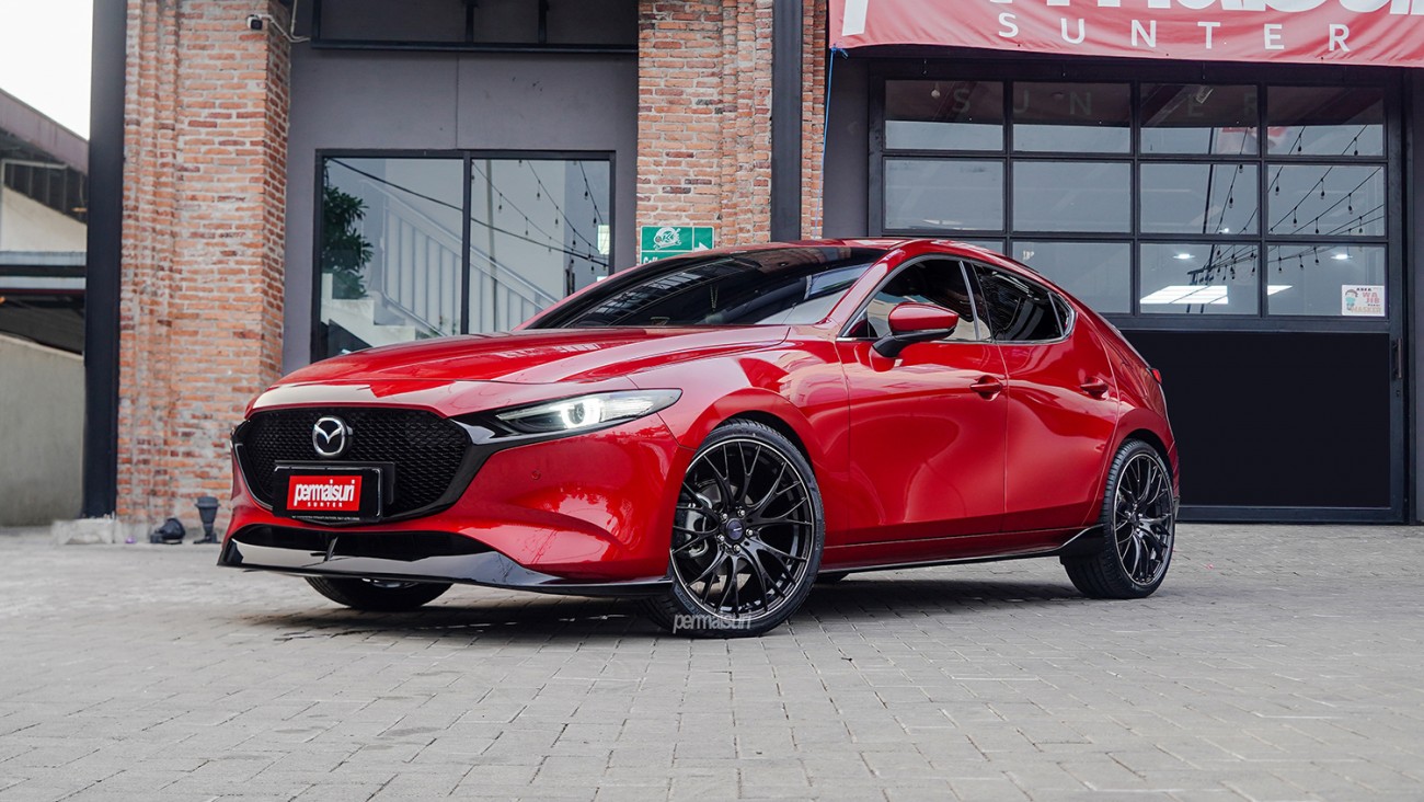 Weds Sport SA-20R on Mazda 3