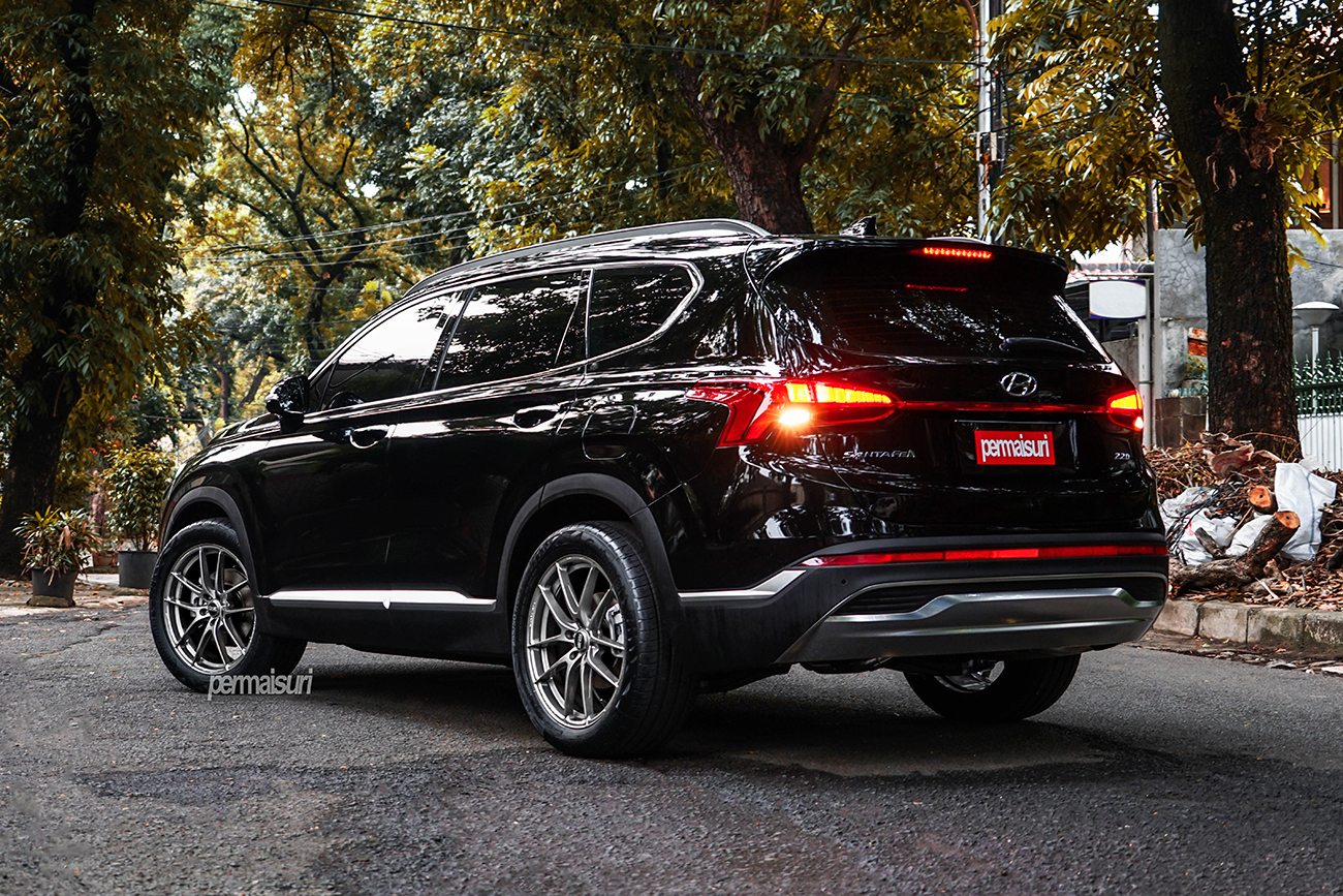 OZ Racing Leggera HLT + Hyundai Santa Fe
