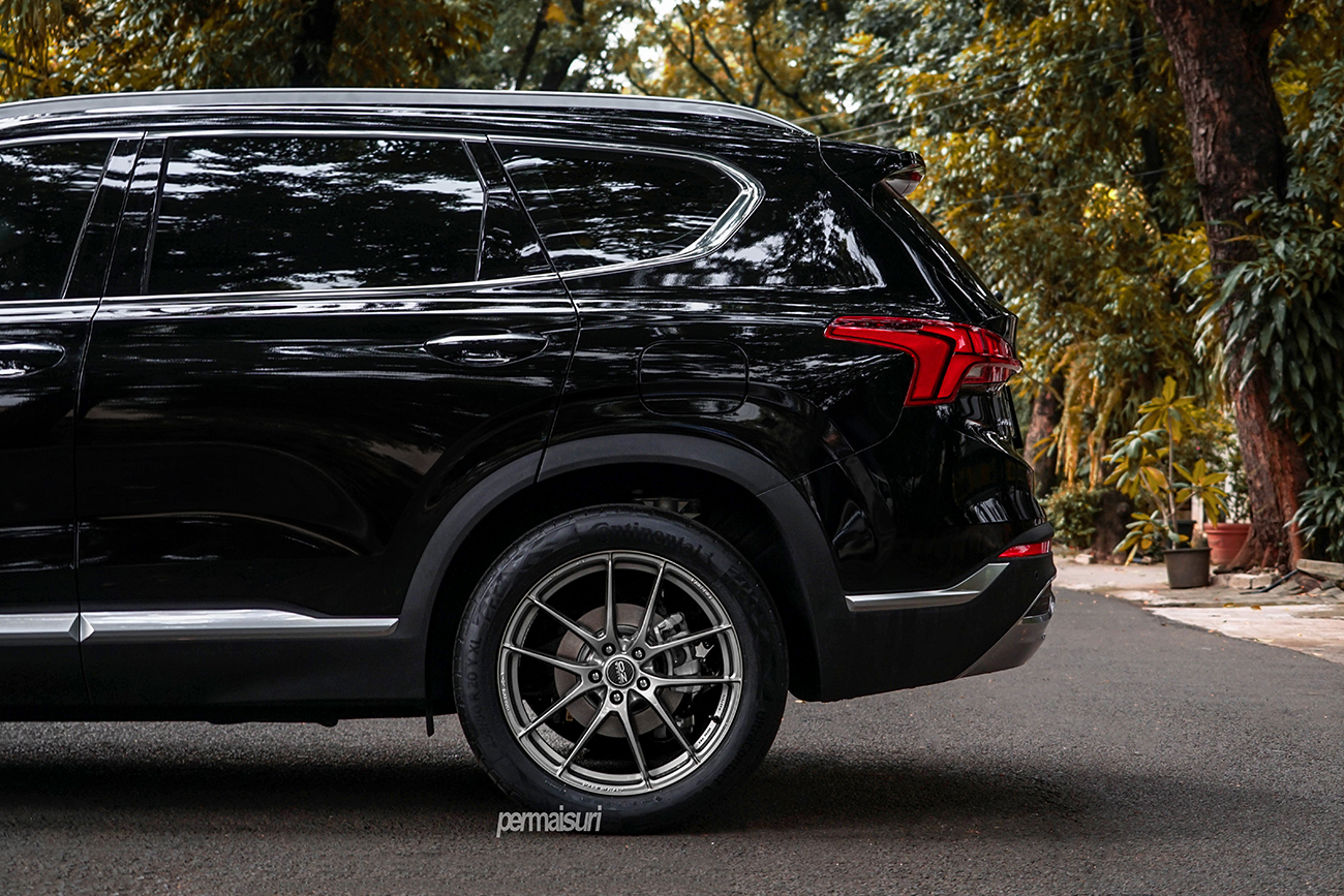 OZ Racing Leggera HLT + Hyundai Santa Fe
