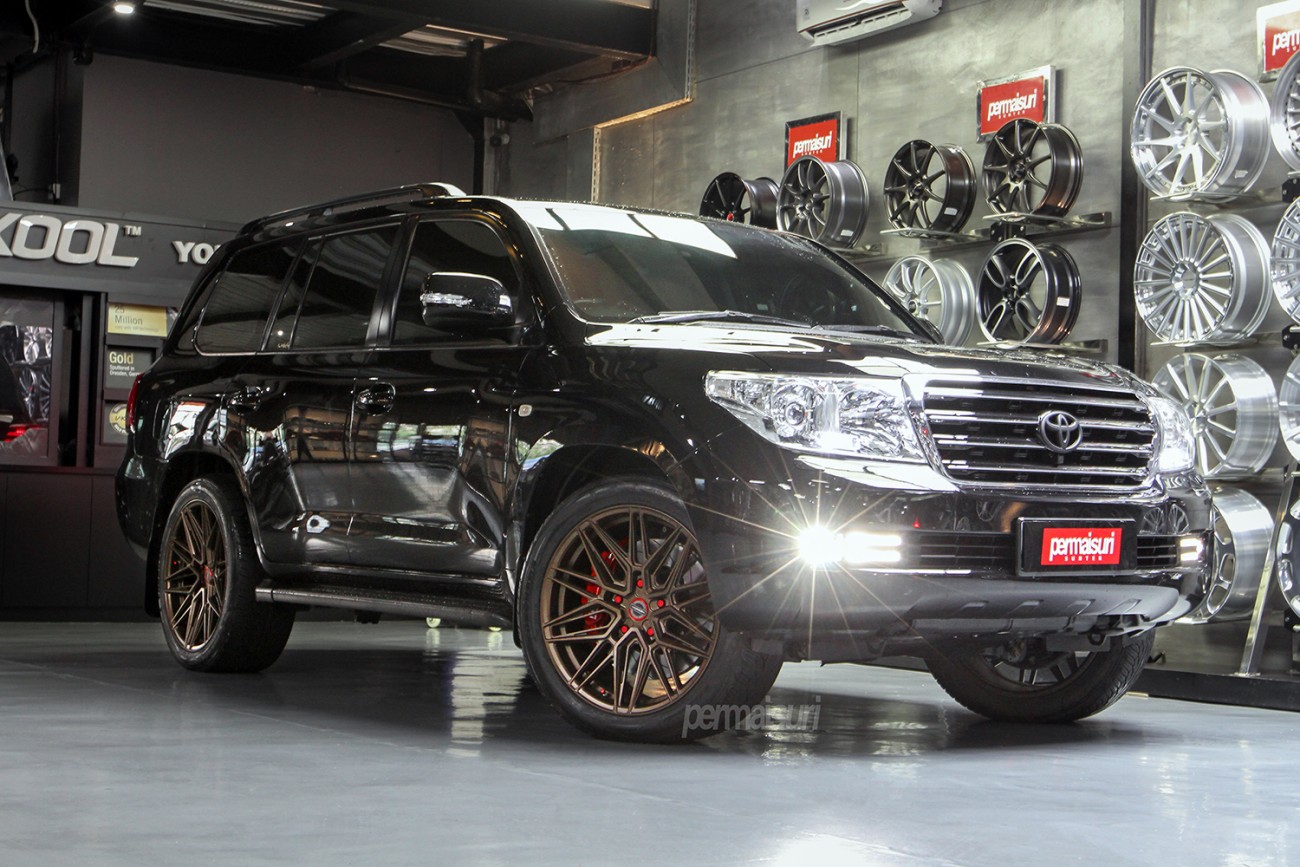 Vossen HF-7 + Toyota Land Cruiser J200