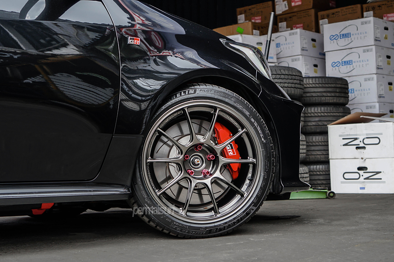permaisuri-weds-sport-tc-105x-with-toyota-gr-yaris