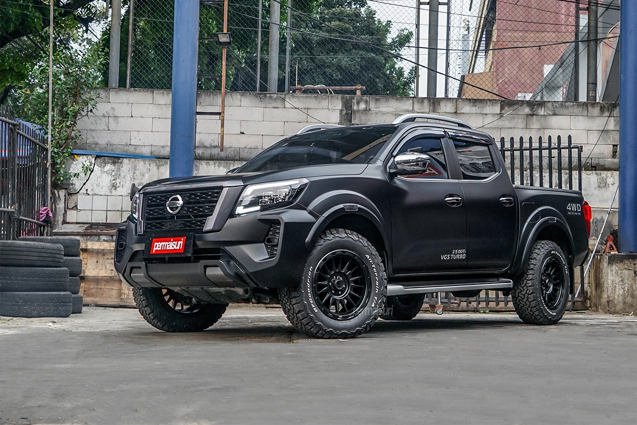 Permaisuri KMC IMPACT with Nissan Navara
