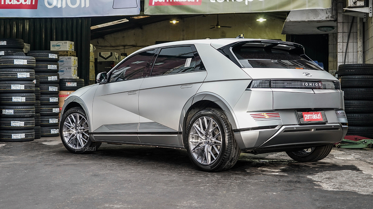 Facewheels FW166 with Hyundai Ioniq 5