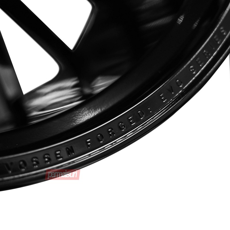 Permaisuri Vossen EVO F 6TR Gloss Black 22 permaisuri-vossen-evo-f-6tr-gloss-black-22