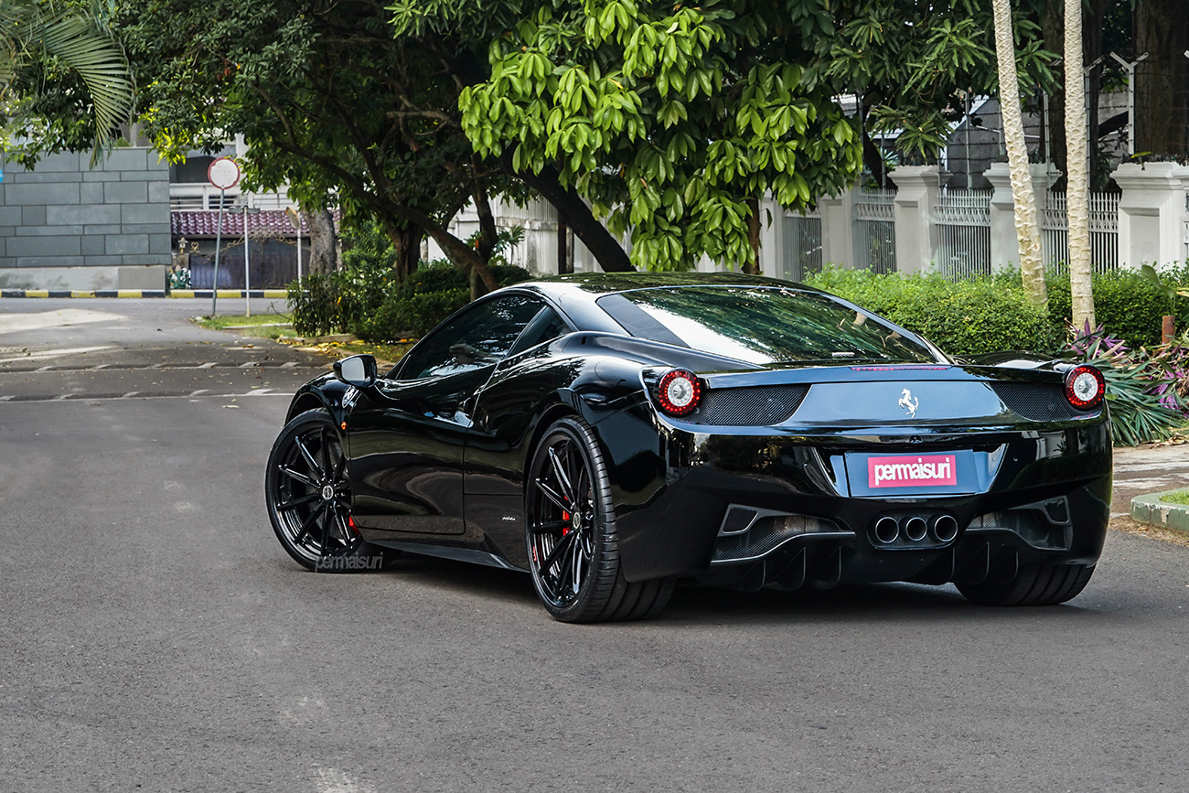 Brixton R11R with Ferarri 458