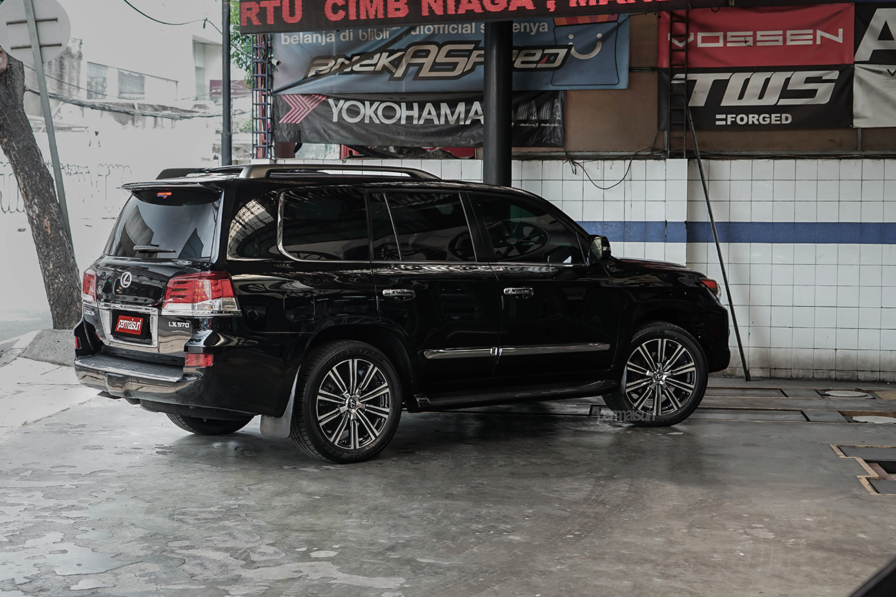 GenZo XL57 with Lexus LX570