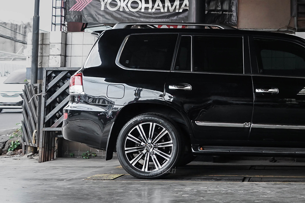 GenZo XL57 with Lexus LX570