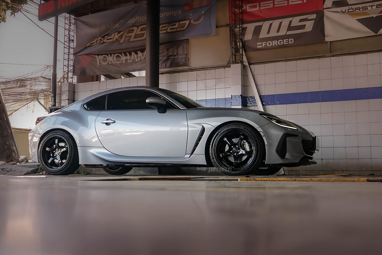 ＢＲＺ　８６　ｗｅｄｓ　Ｗｅｄｓ　Ｓｐｏｒｔ　ＳＡ－５０Ｍ　ＢＬＢ　！！ WedsSport SA-99R 18\u201d Wheel For 2012+ 86⁄GR86⁄BRZ⁄FR-S