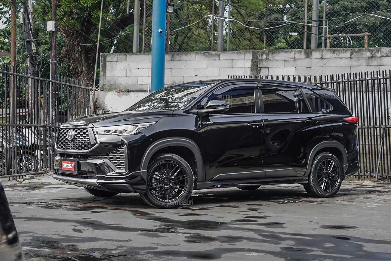 TSW Pescara with Toyota Innova Zenix