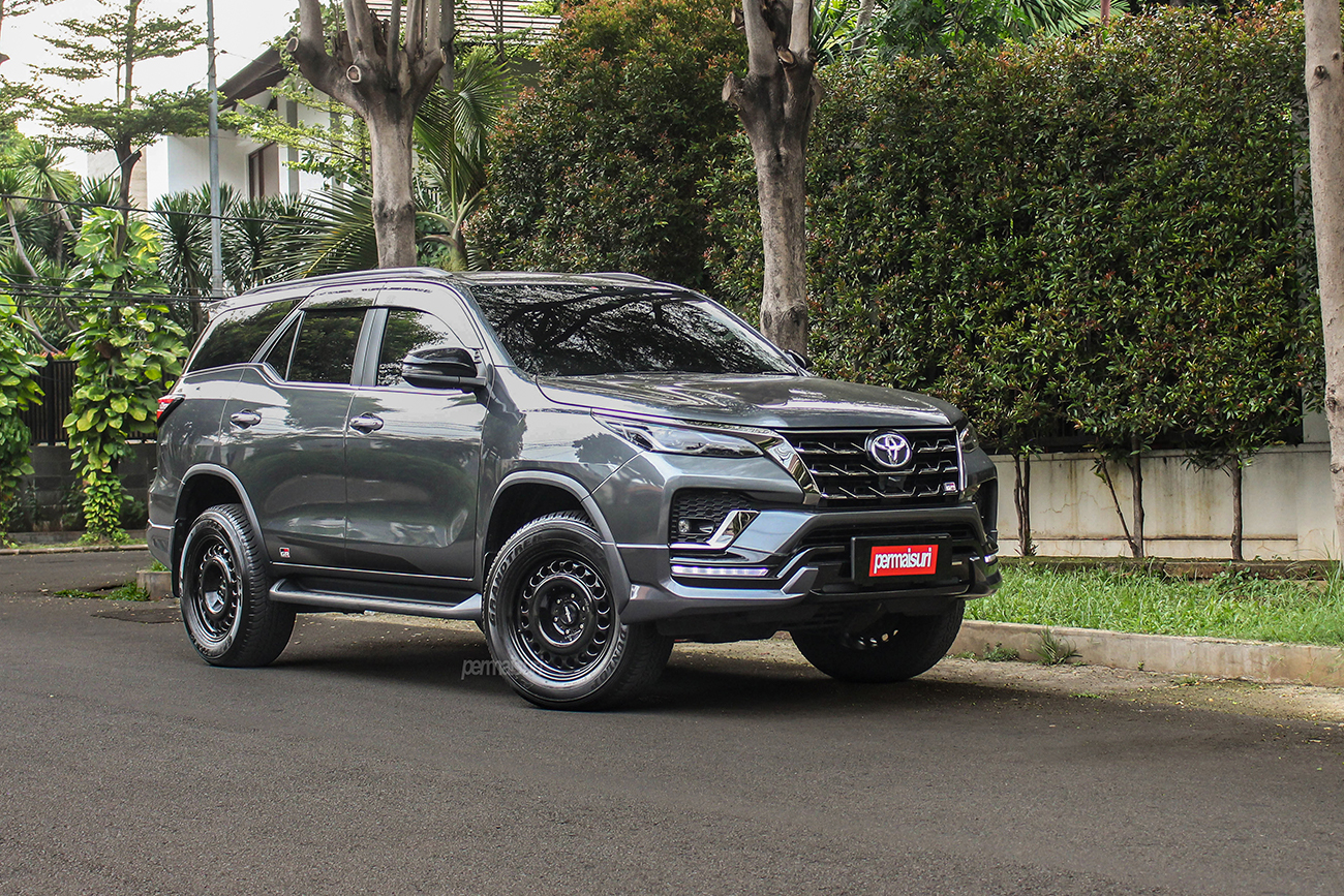 Rotiform Mono STL with Toyota Fortuner