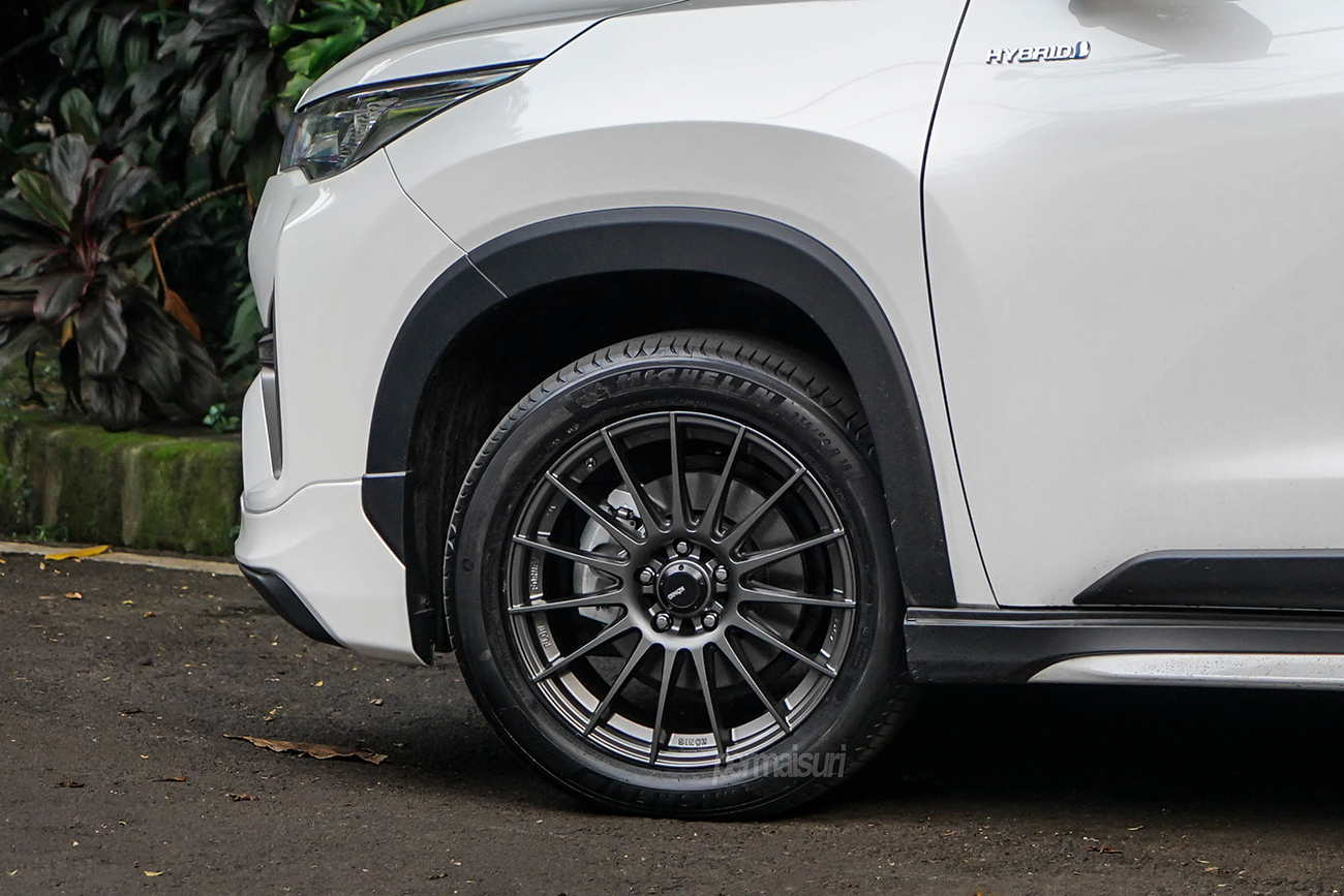 Permaisuri | KONIG Rennform with Toyota Innova Zenix