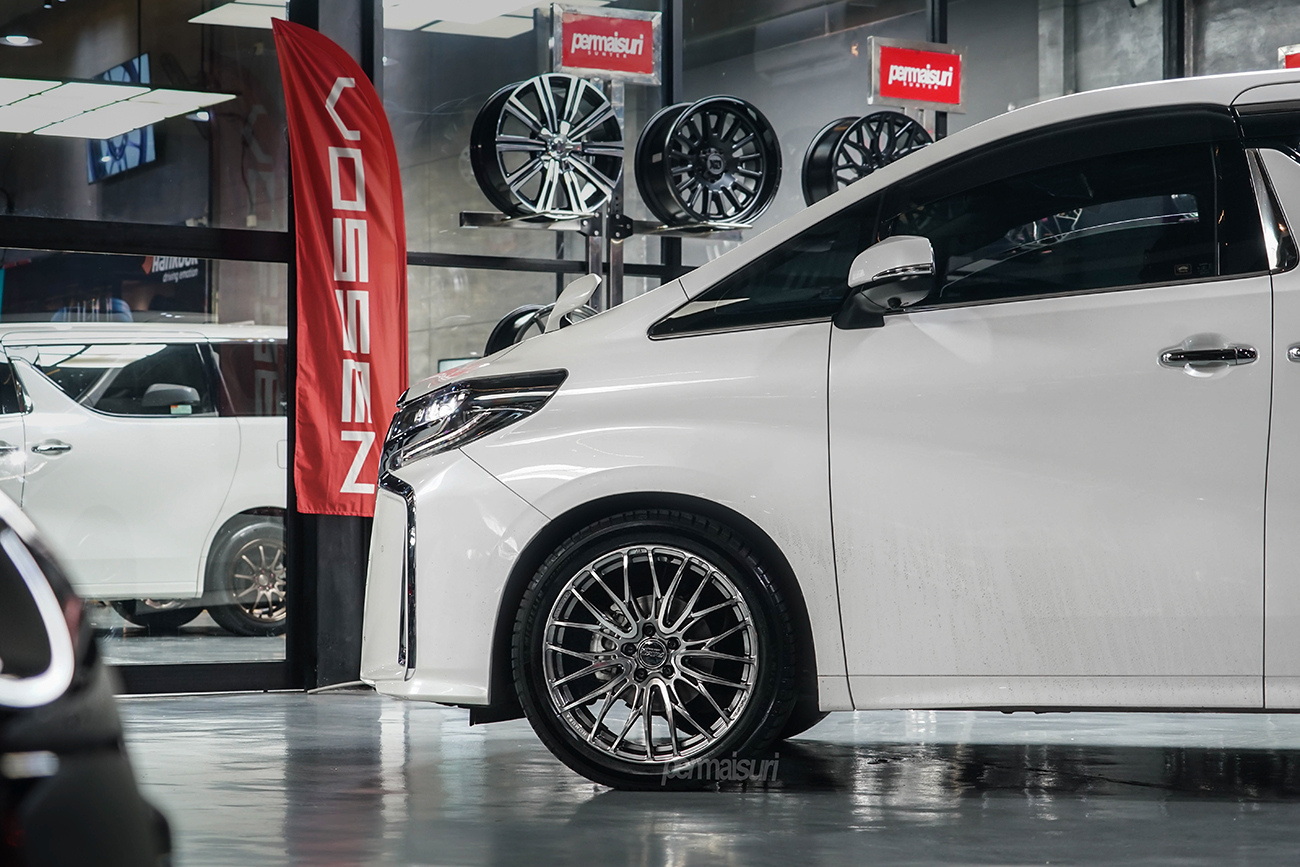 Rays Homura 2X10BD with Toyota Alphard