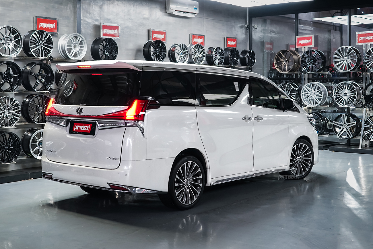 RAVE Calligra with Lexus LM350