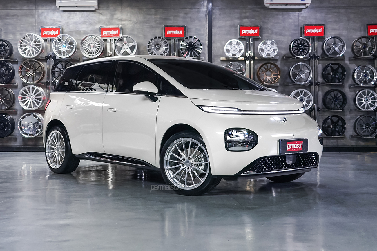 305 Forged UF137 with Wuling Cloud EV