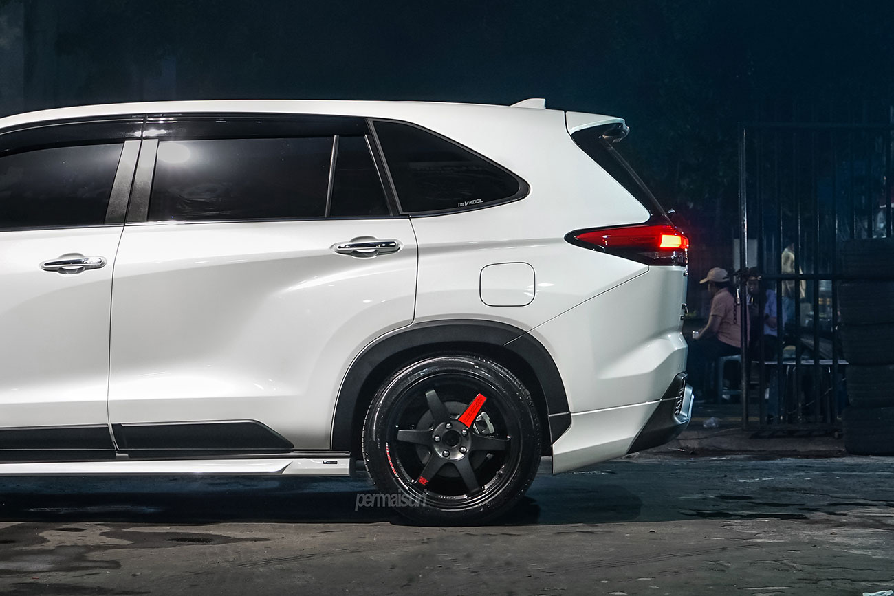 Permaisuri | Rays Volk Racing TE37SL Black Edition III with Toyota