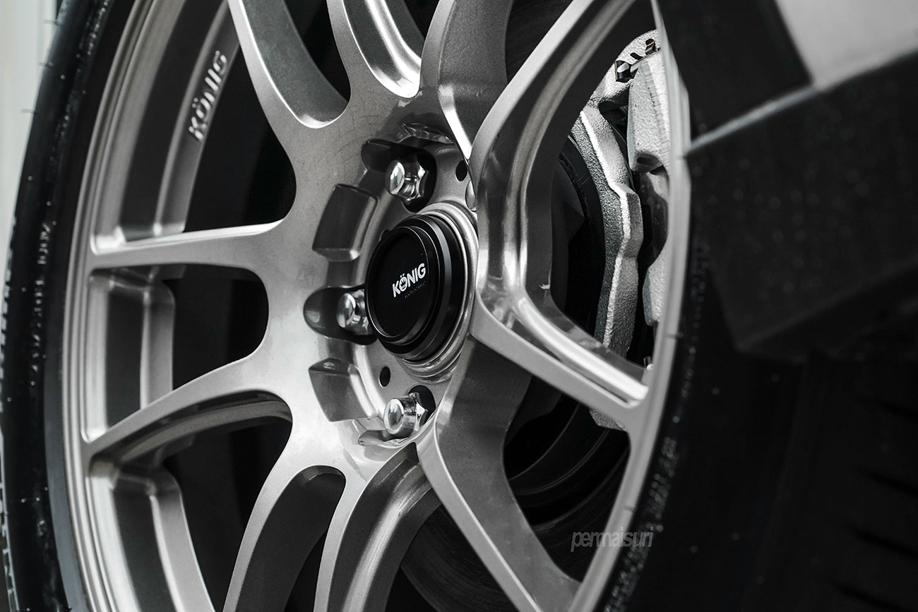 KONIG Heliogram with Toyota Innova Zenix