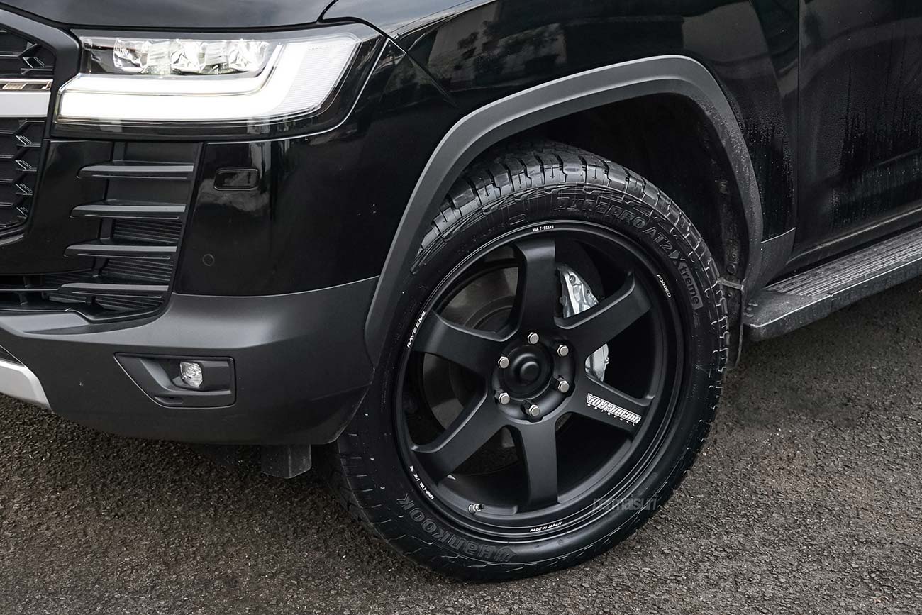 Rays Volk Racing TE37 Ultra Larce PCD M-Spec with Toyota Land Cruiser J300
