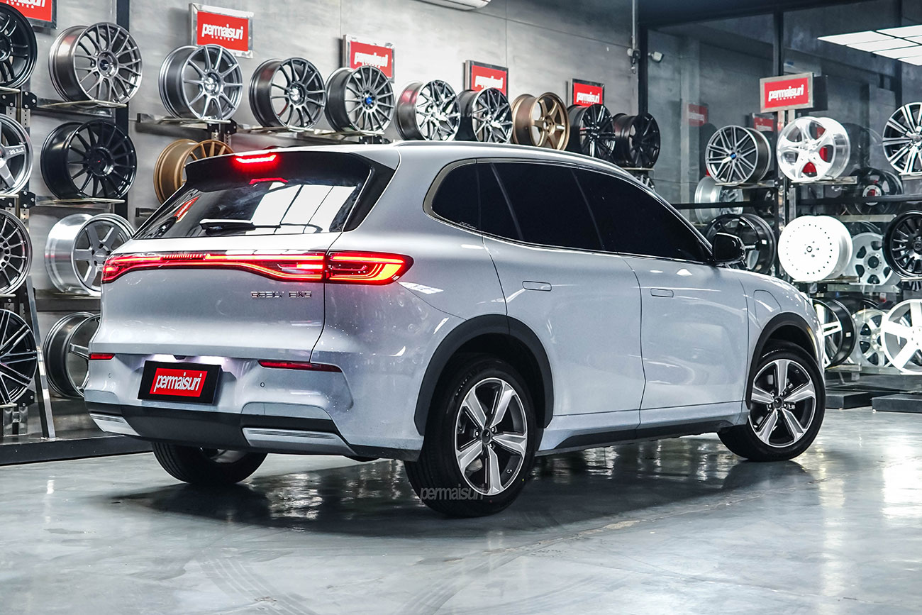 Permaisuri | RAVE Edge with Geely EX5