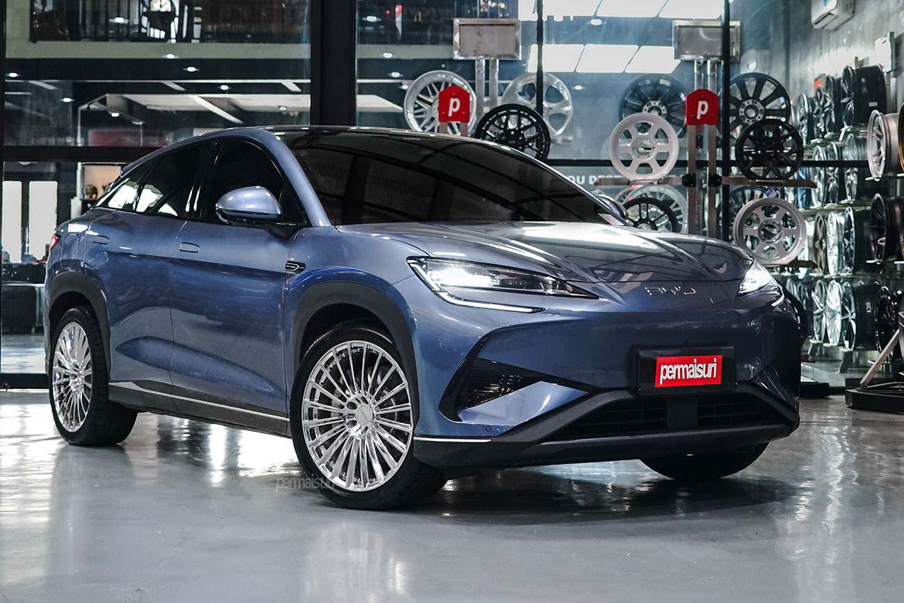 Facewheels Razor with BYD Sealion 7