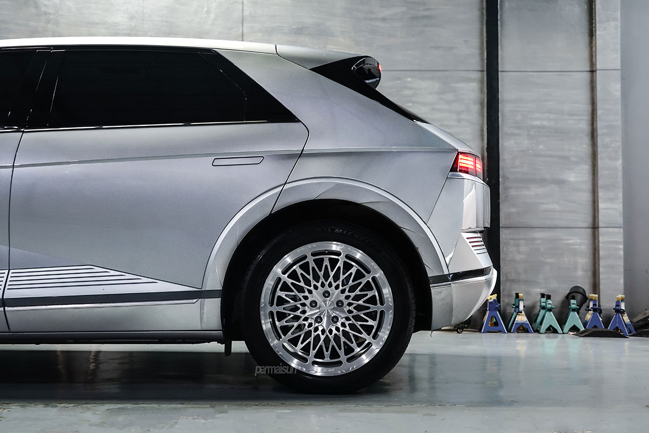 SRC SR04 with Hyundai Ioniq 5