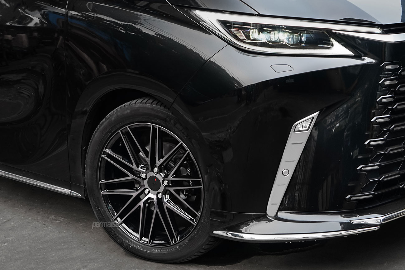 TSW Pescara with Lexus LM350