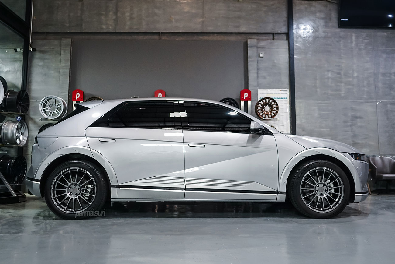 TSW Paddock with Hyundai Ioniq 5