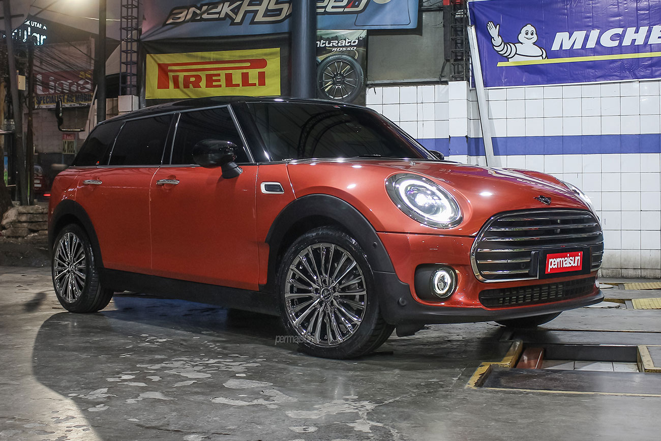 Weds Kranze Vierharm with Mini Cooper Clubman F54