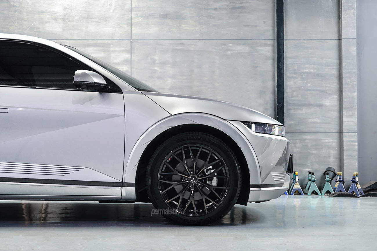 Weds Leonis MX with Hyundai Ioniq 5