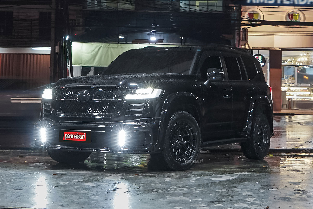 Vossen HFX-1 with Toyota Land Cruiser J300