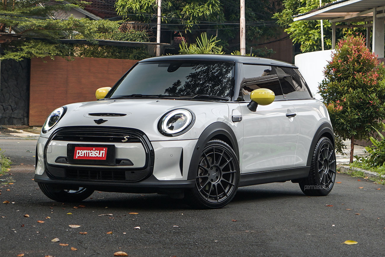 Enkei NT03RR with Mini Cooper F56