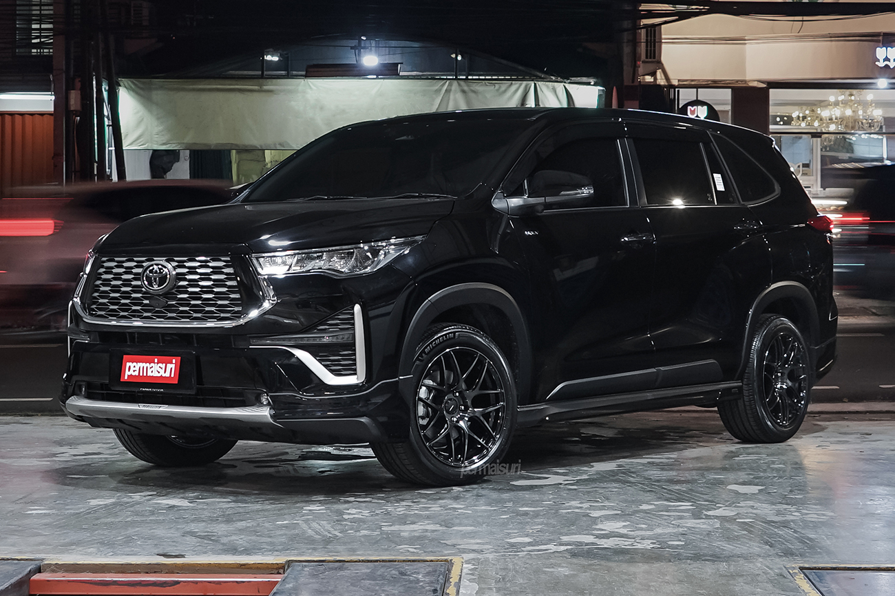 Zenix Rims Modification Permaisuri | WedsSport SA27-R with Toyota Innova Zenix