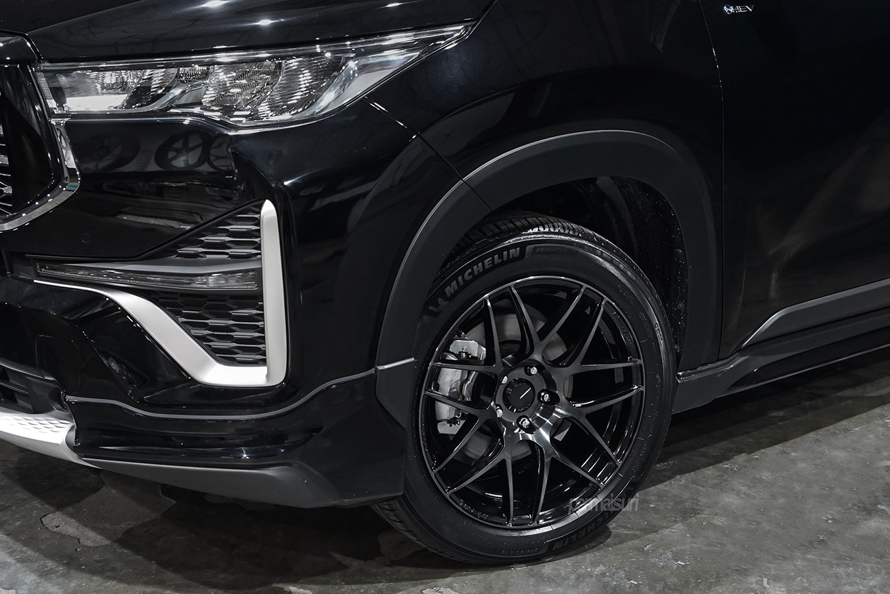 Zenix Rims Modification Permaisuri | WedsSport SA27-R with Toyota Innova Zenix
