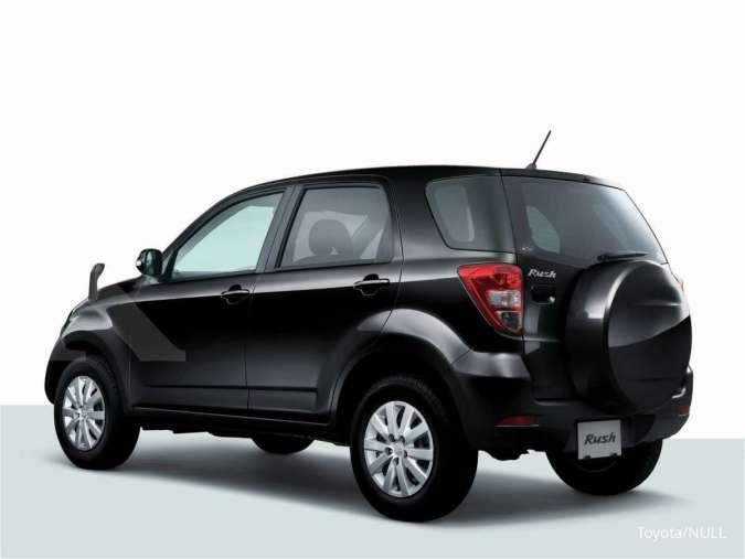 Harga mobil bekas Toyota Rush