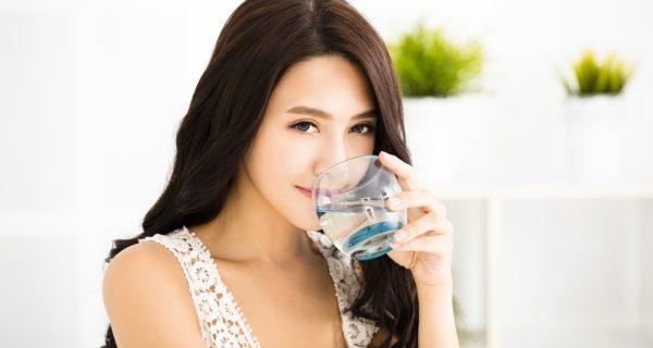 uống nước buổi sáng.jpg