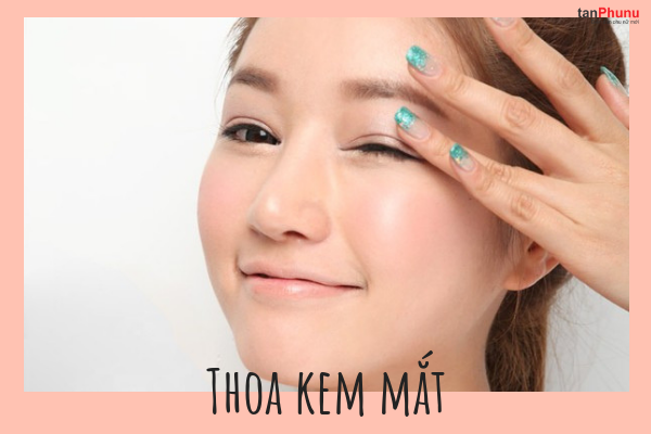 Thoa kem mắt.png