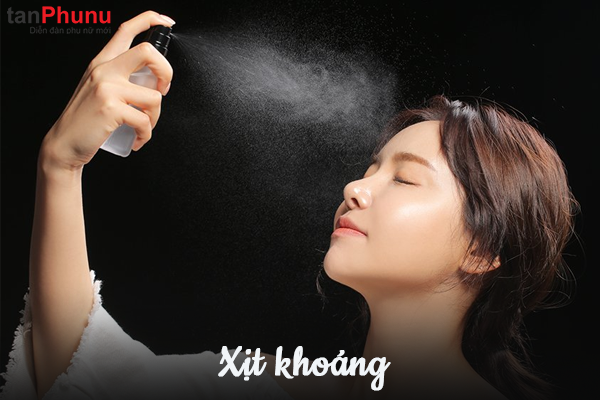 xịt khoáng.png
